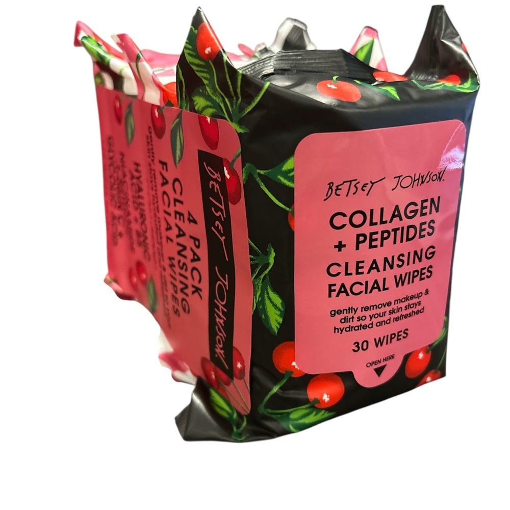 Betsey Johnson Cherry Design Facial Wipes - Pink and Black